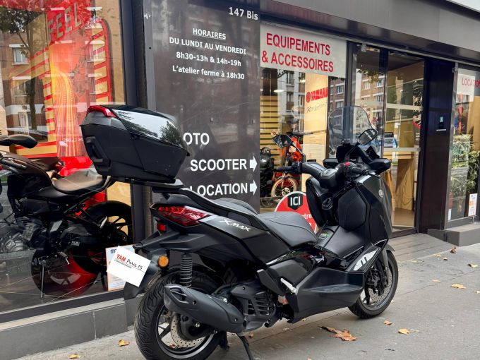 YAMAHA XMAX 125 TECH MAX 4