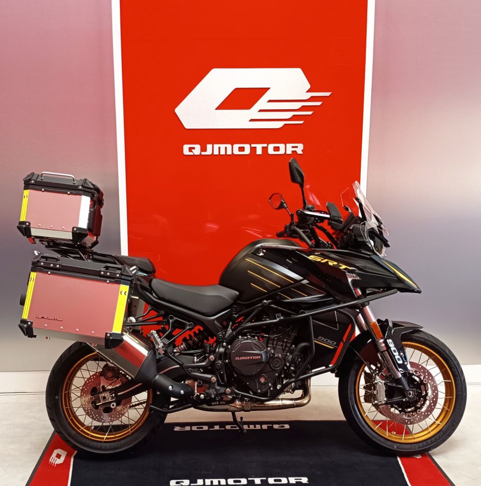 QJ MOTOR SRT 900 SX 4