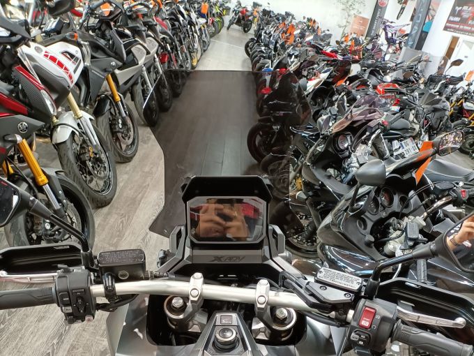 HONDA X-ADV 4