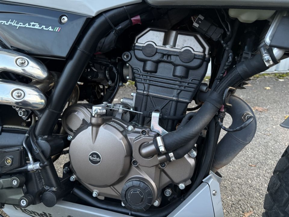 FB MONDIAL HIPSTER 125 4