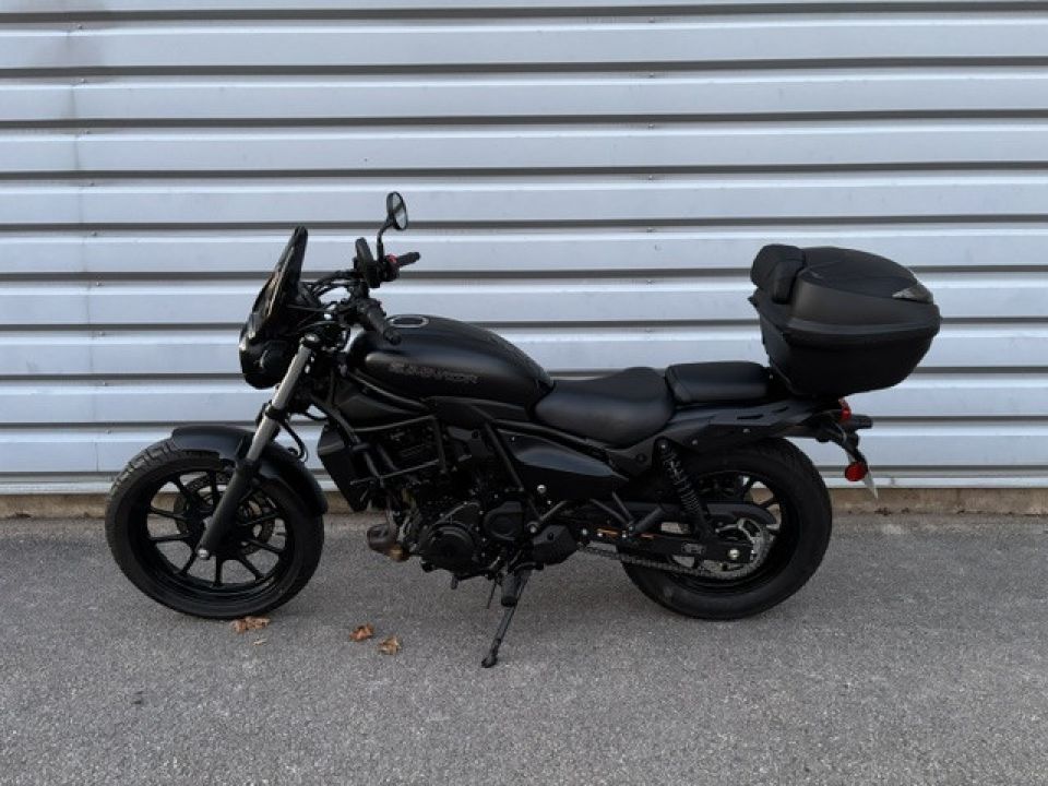 KAWASAKI Eliminator 500 4