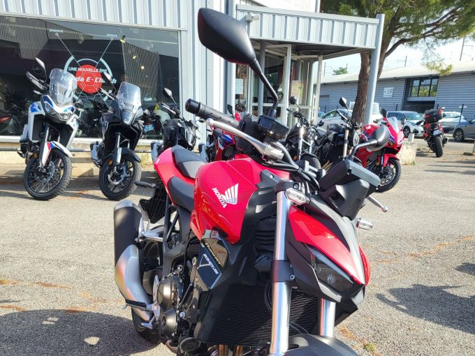 HONDA CB 1000 Hornet 4