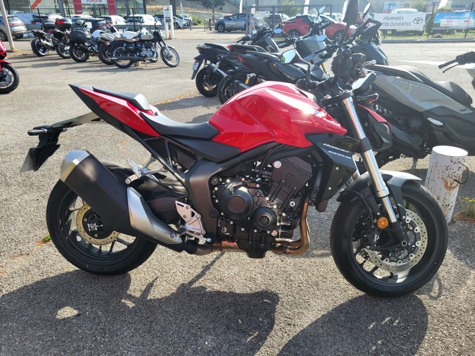 HONDA CB 1000 Hornet 4