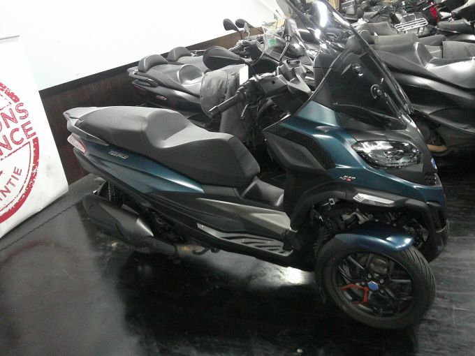 PIAGGIO MP3 530 HPE EXCLUSIVE 4