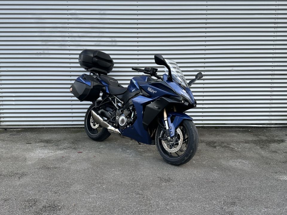 SUZUKI GSX-S 1000 GT 4