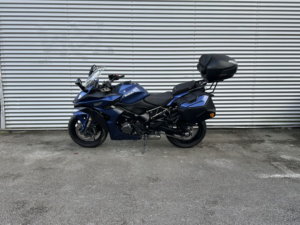SUZUKI GSX-S 1000 GT 4
