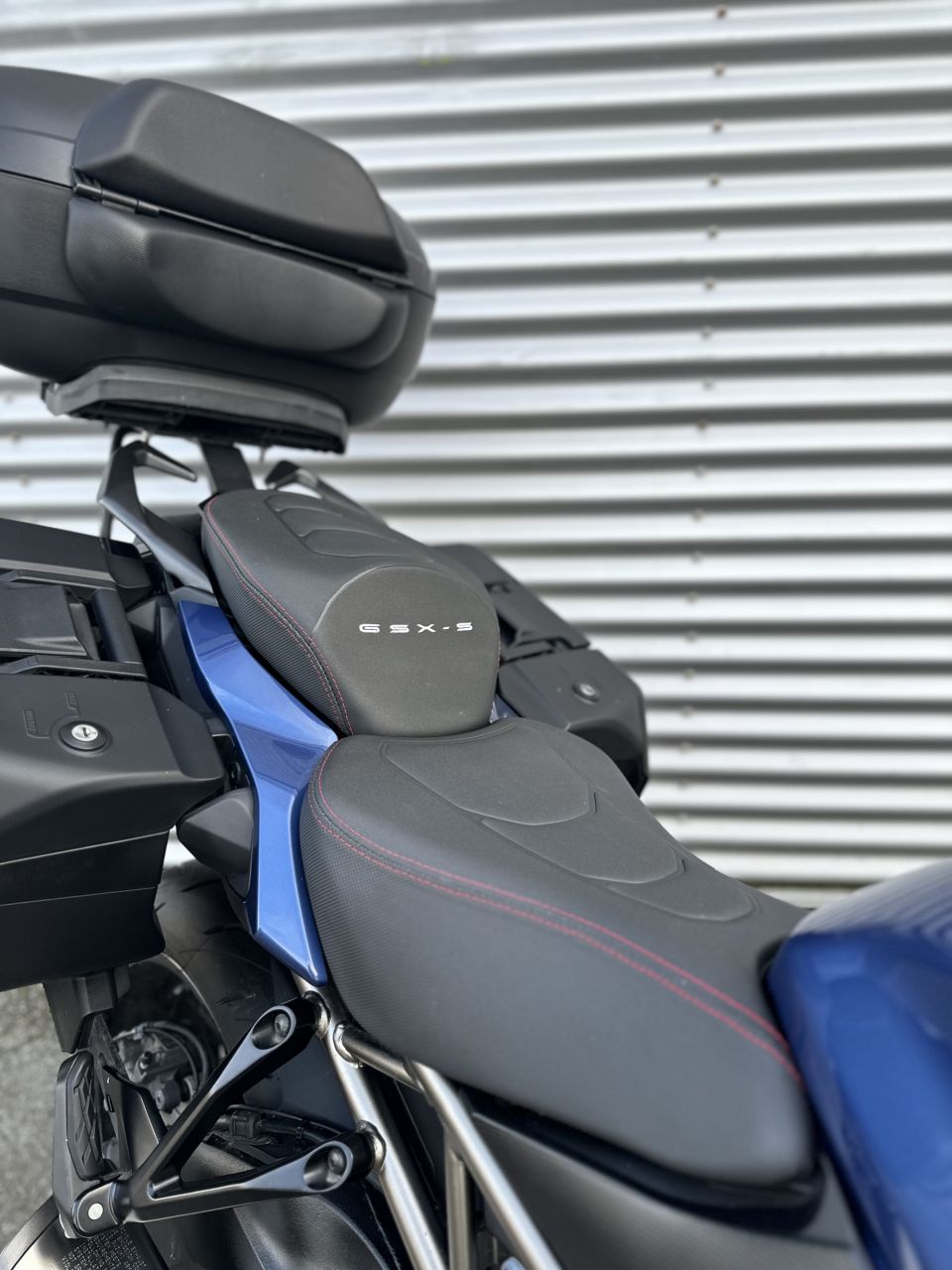 SUZUKI GSX-S 1000 GT 4