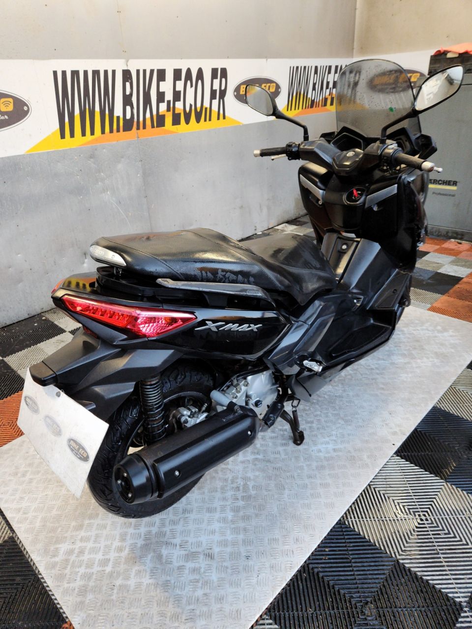 YAMAHA XMAX 125 4