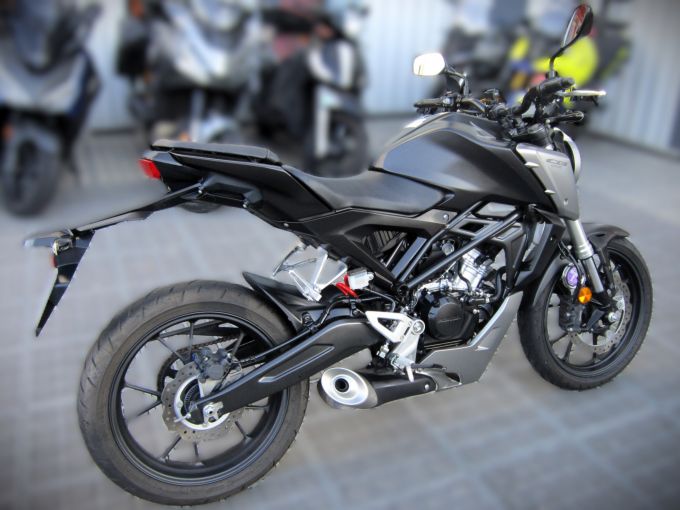 HONDA CB 125 4