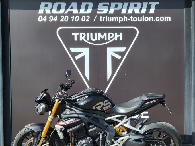 TRIUMPH SPEED TRIPLE 1200 RS 4