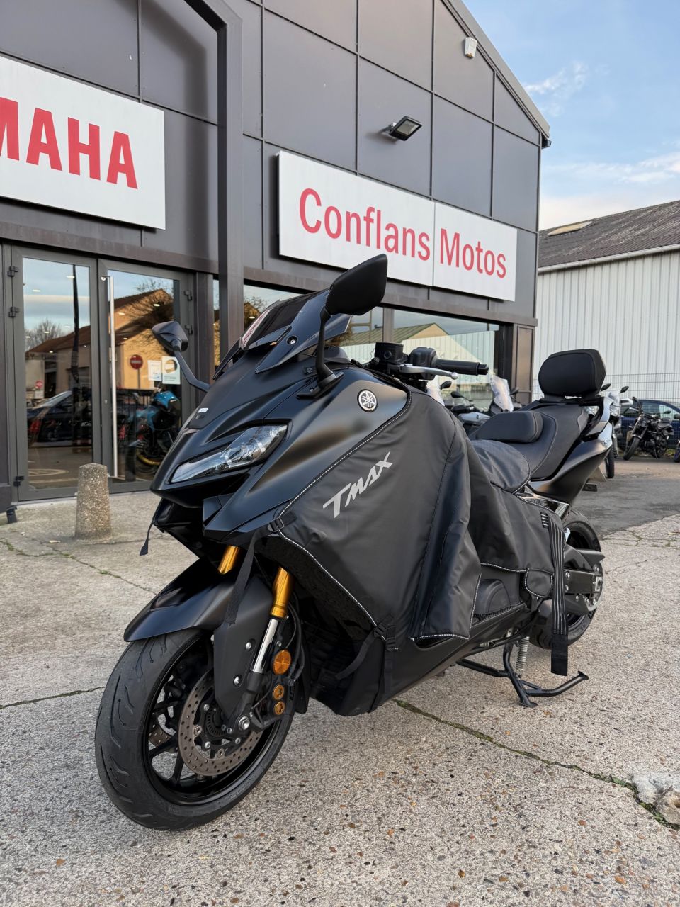 YAMAHA XP T-MAX 560 TECH MAX 4