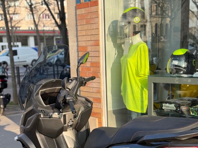 PIAGGIO MP3 530 HPE EXCLUSIVE 4