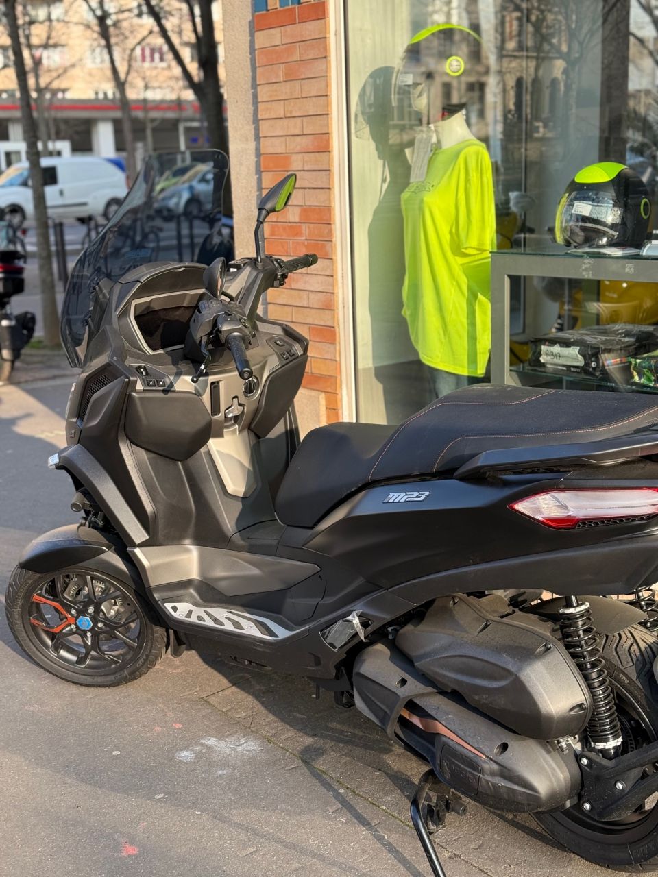 PIAGGIO MP3 530 HPE EXCLUSIVE 4