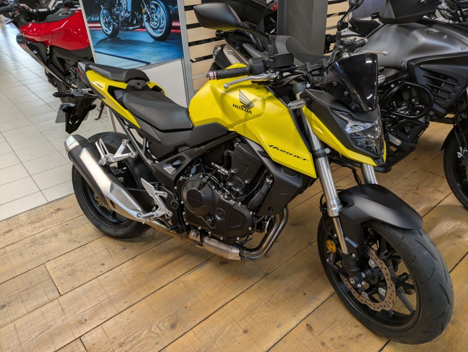 HONDA CB 750 HORNET 4