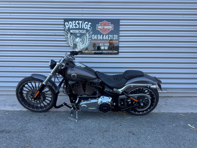 HARLEY-DAVIDSON SOFTAIL BREAKOUT 1690 4