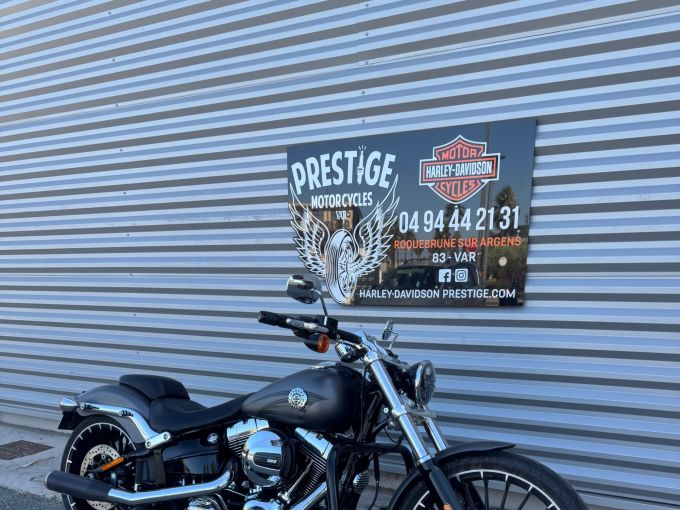 HARLEY-DAVIDSON SOFTAIL BREAKOUT 1690 4