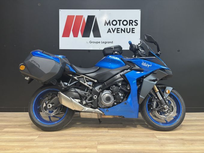 SUZUKI GSX-S 1000 GT 4