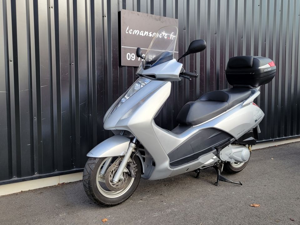 HONDA PANTHEON 4