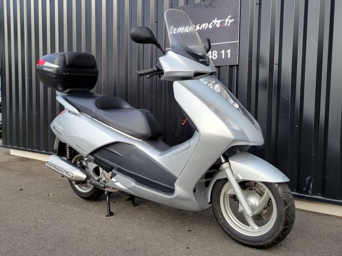 HONDA PANTHEON 4