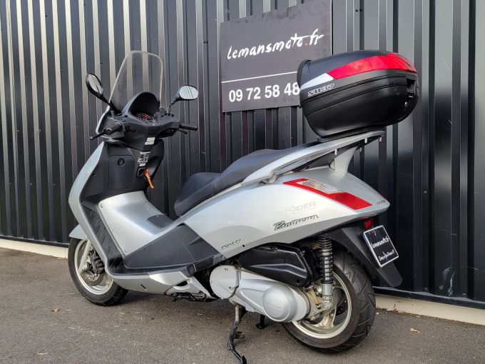 HONDA PANTHEON 4