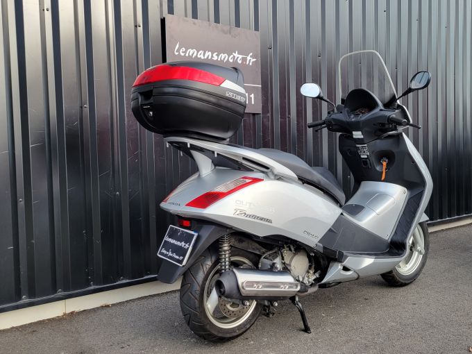 HONDA PANTHEON 4