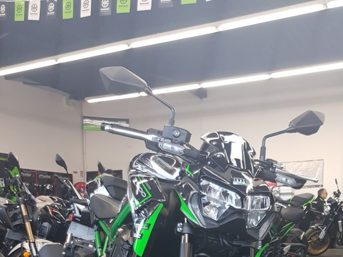KAWASAKI Z 900 4