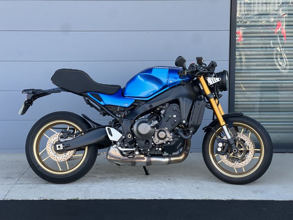 YAMAHA XSR 900 4