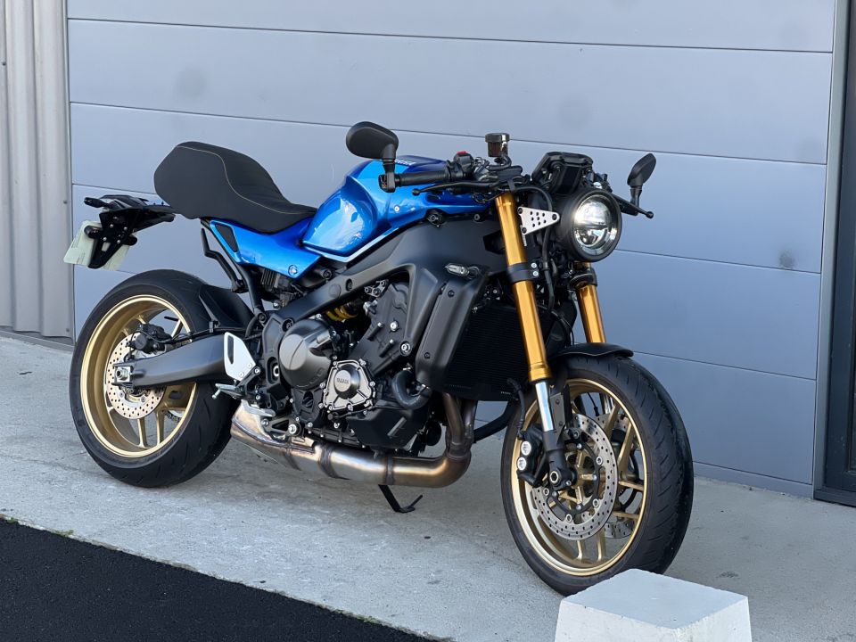 YAMAHA XSR 900 4