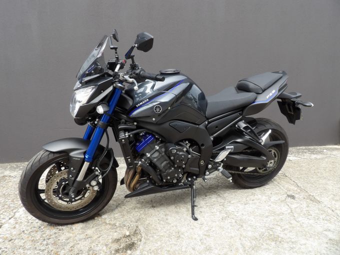 YAMAHA FZ8 N ABS 4