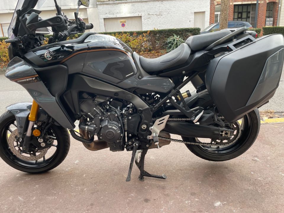 YAMAHA TRACER 9 GT PLUS 4