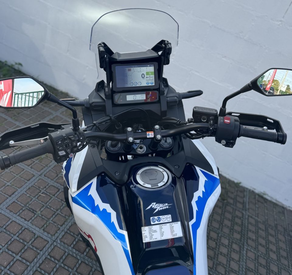 HONDA AFRICA TWIN CRF1000F STD HRC 4