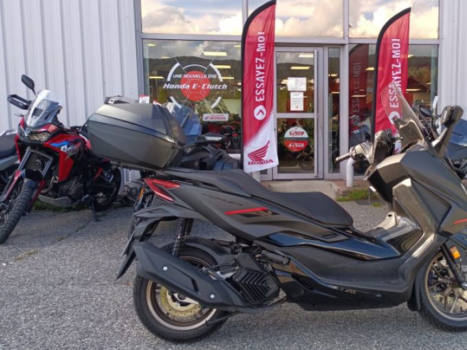 HONDA FORZA 125 ABS 4