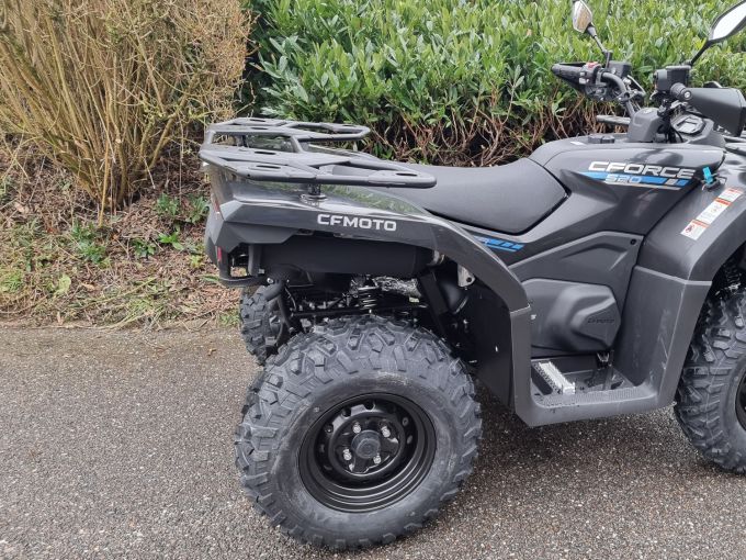 CF MOTO CFORCE 520 4