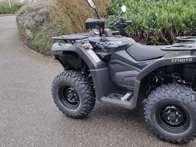 CF MOTO CFORCE 520 4