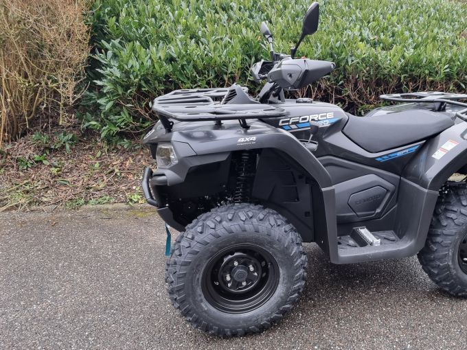 CF MOTO CFORCE 520 4