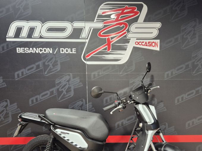 FANTIC ISSIMO CITY 4