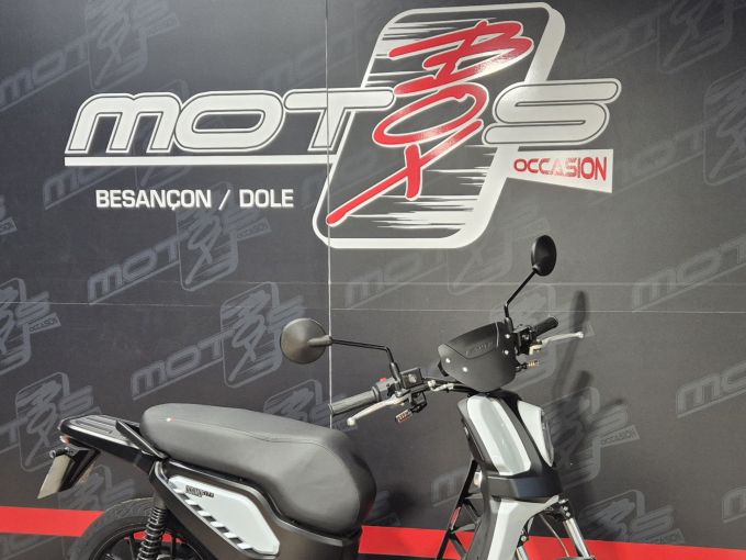 FANTIC ISSIMO CITY 4