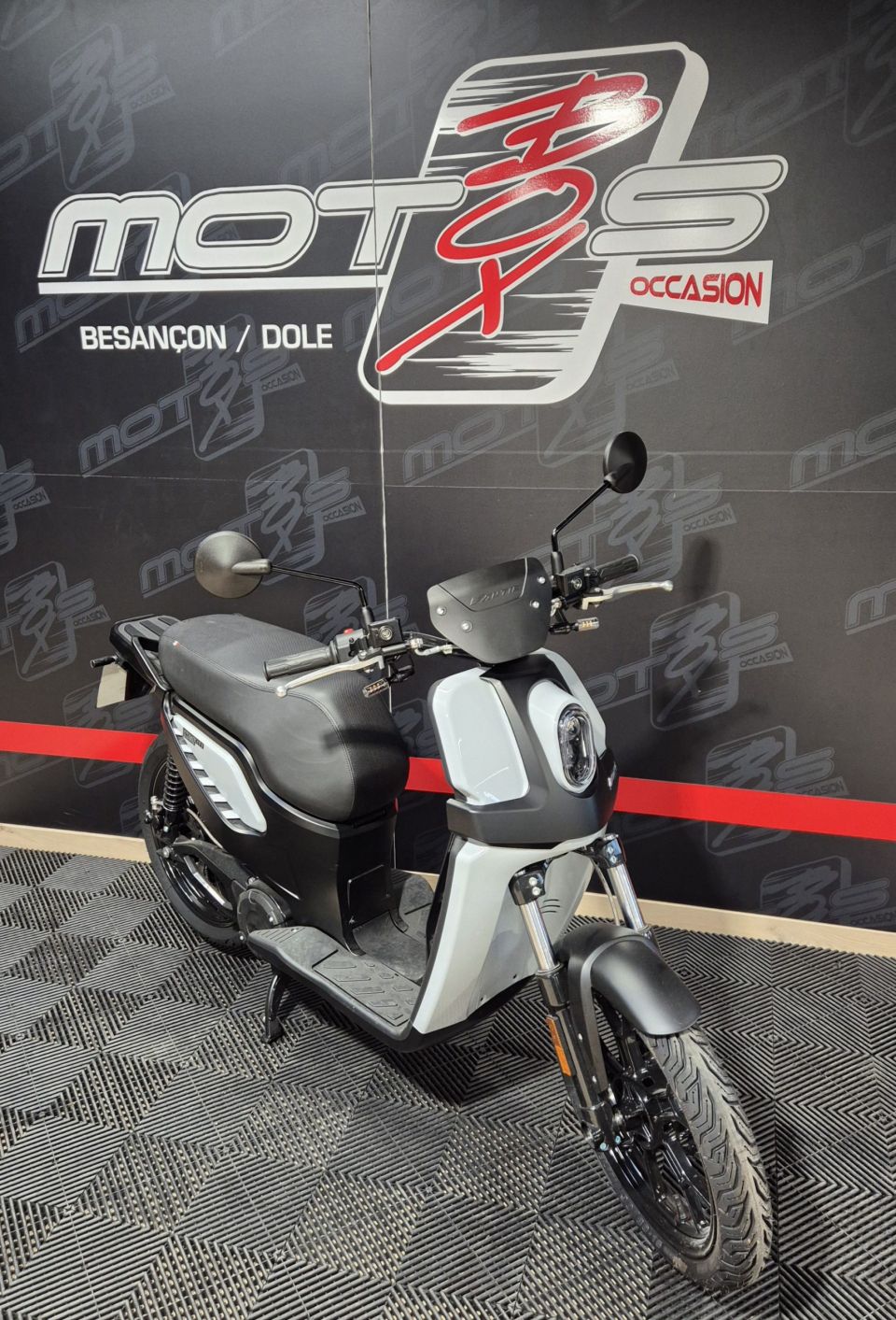 FANTIC ISSIMO CITY 4