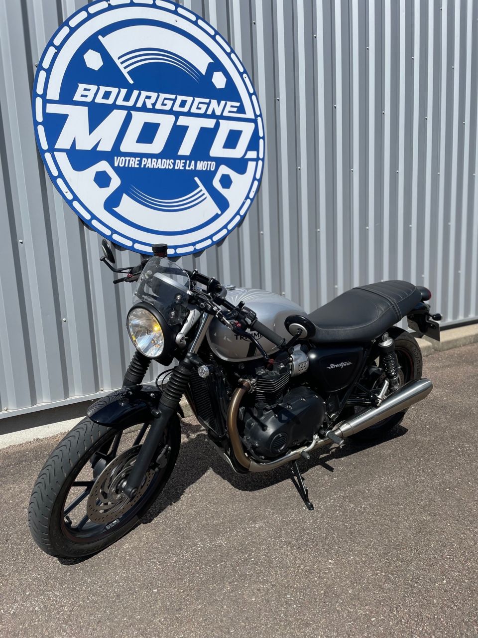 TRIUMPH STREET TWIN  900 4