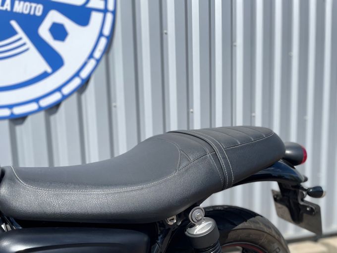 TRIUMPH STREET TWIN  900 4