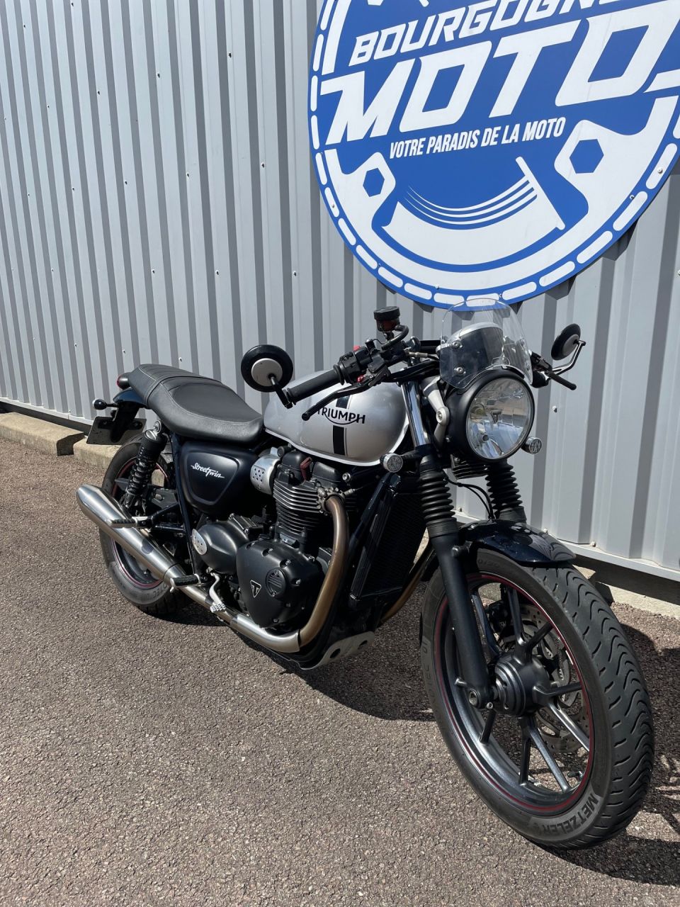 TRIUMPH STREET TWIN  900 4