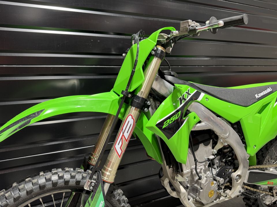 KAWASAKI KWASAKI 250 KX-F 2022 4