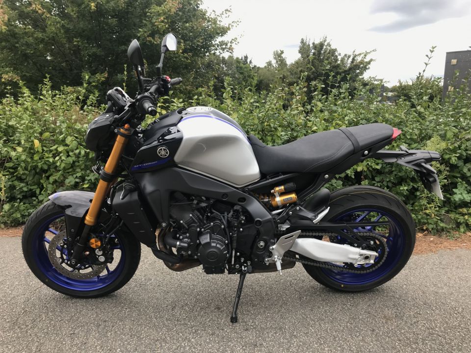 YAMAHA MT-09 SP 4