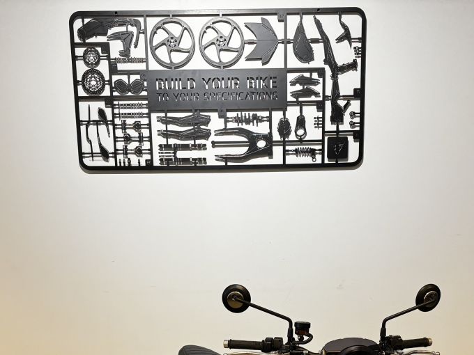 TRIUMPH SPEED TWIN 900 4