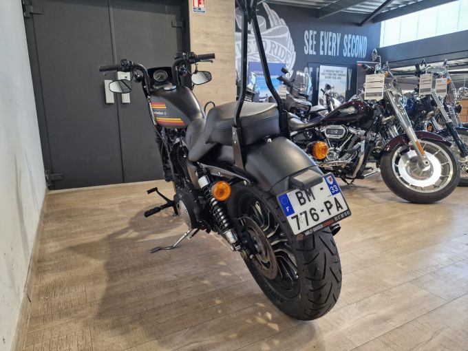 HARLEY-DAVIDSON SPORTSTER IRON 883 N  4