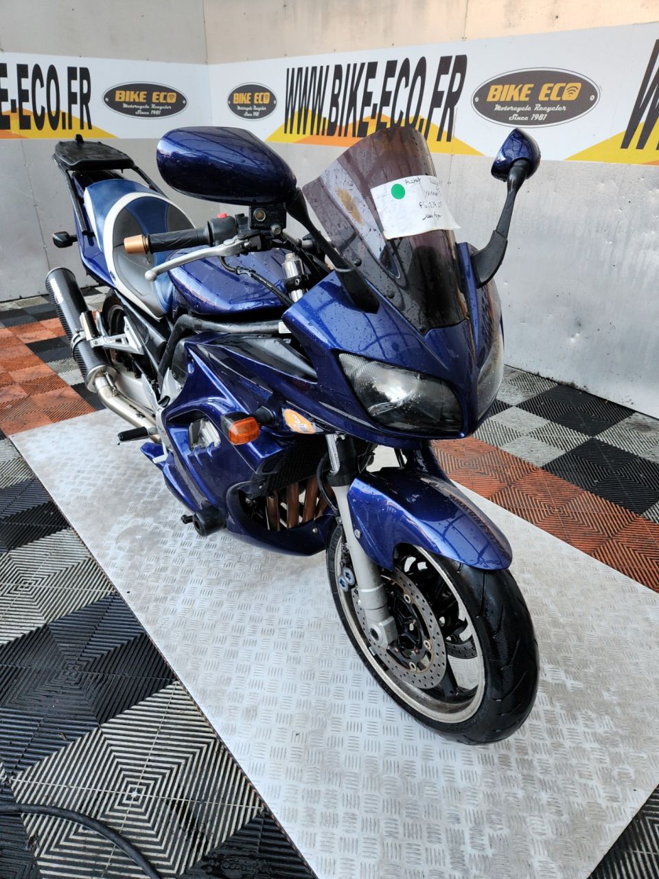 YAMAHA FZS FAZER 1000 4