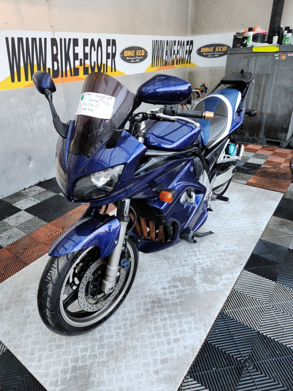 YAMAHA FZS FAZER 1000 4