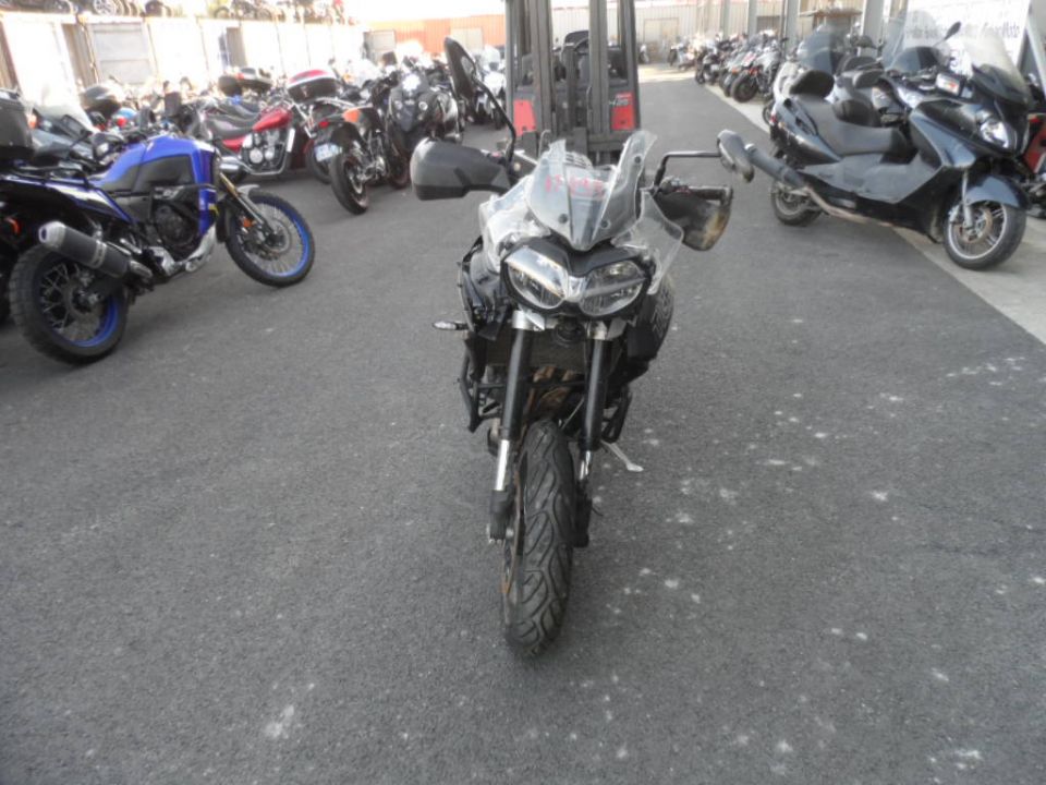 TRIUMPH TIGER 800 XRT 4