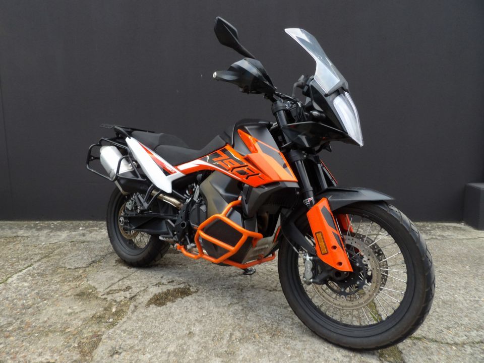 KTM 790 ADVENTURE 4