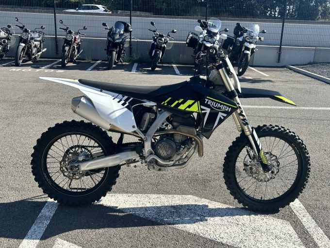 TRIUMPH TF 250-X 4